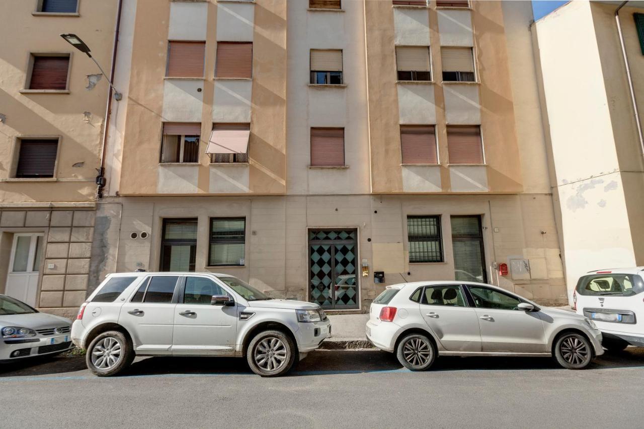 Khione Apartment By Mamo Firenze Kültér fotó